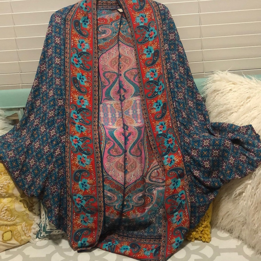 “Soft Surroundings “ Kimono